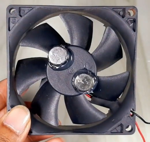 Attaching Neodymium Disc Magnets to Fan Center