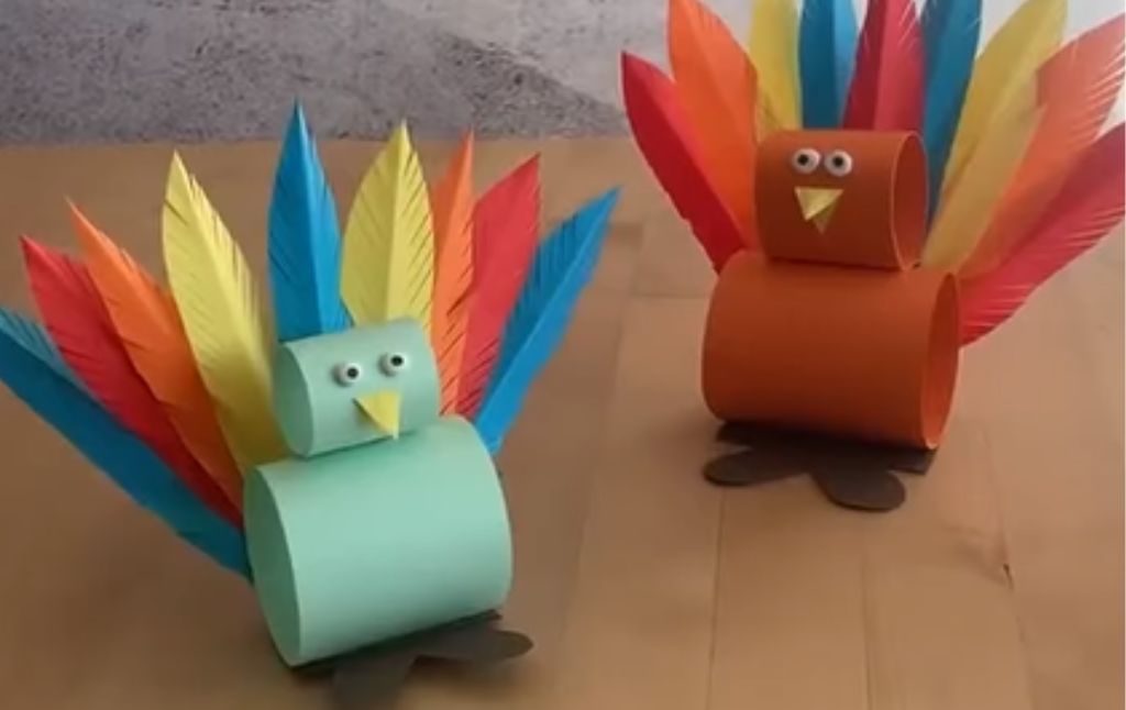 Create a Colorful Paper Turkey for Thanksgiving!
