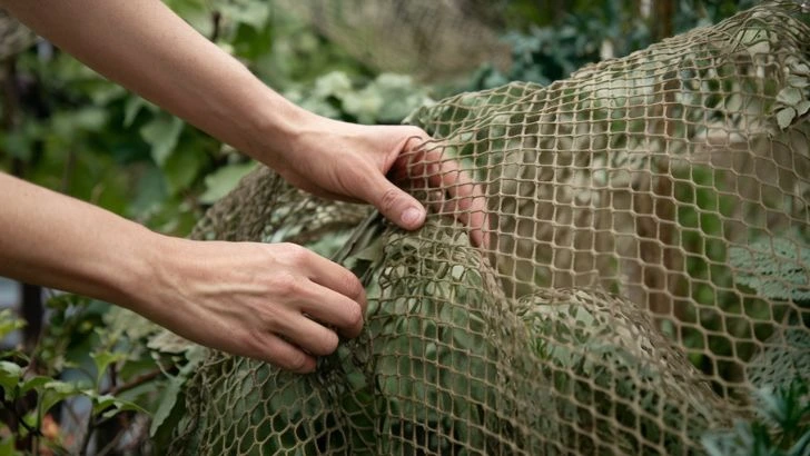 Securely Drape Netting for Improved Stealth Effect